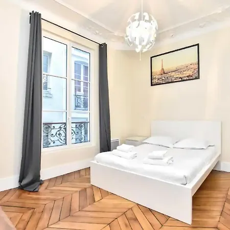 Gare De L'est Iii Apartment *